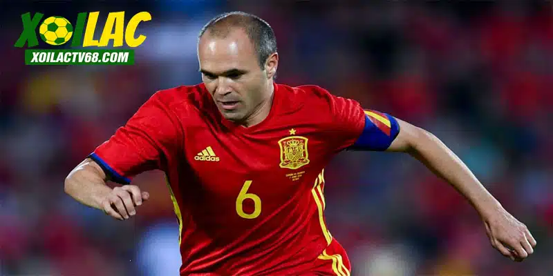 Iniesta có thời đỉnh cao cùng đội tuyển Tây Ban Nha